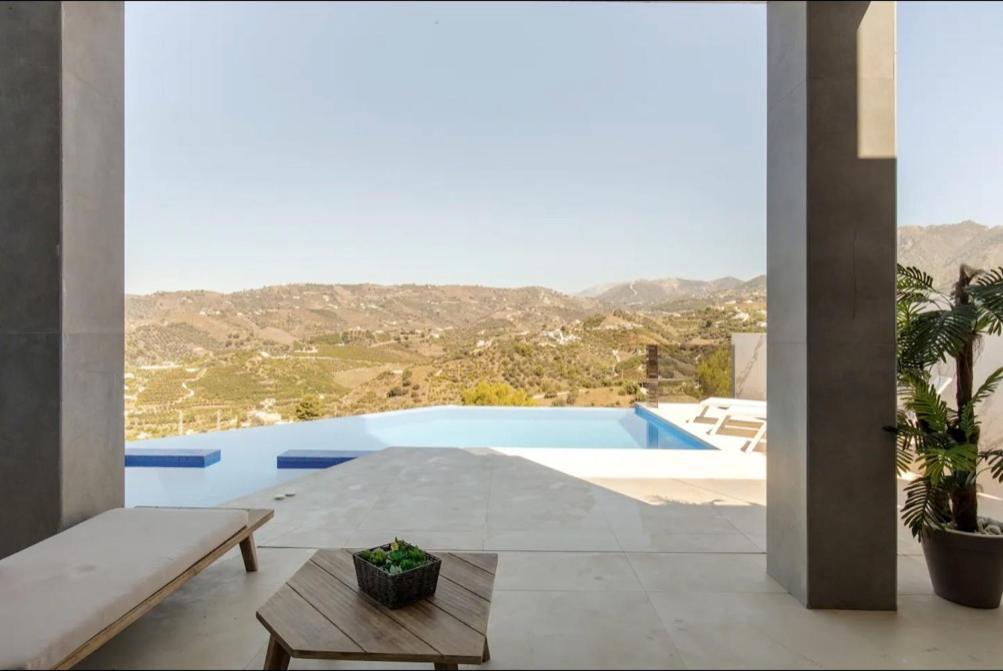 Luxury Villa In Frigiliana - Villa Maui - Malaga